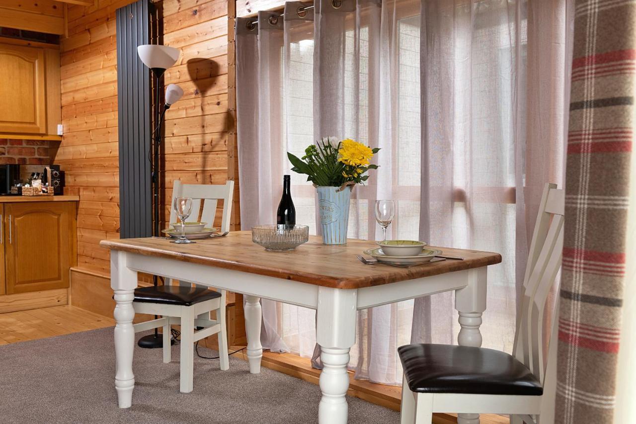 Finest Retreats - Garden Lodge Craven Arms Esterno foto